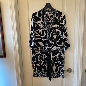 Diane von Furstenberg dress. Size 12. Like new.